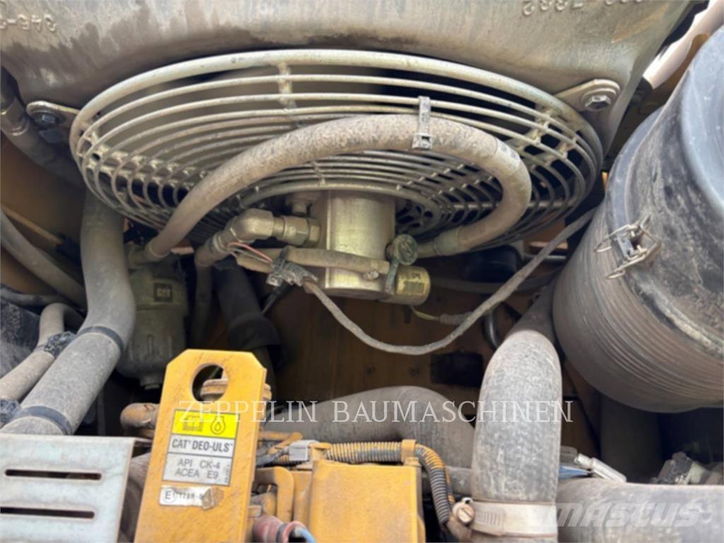 CAT 262D Kompaktlader