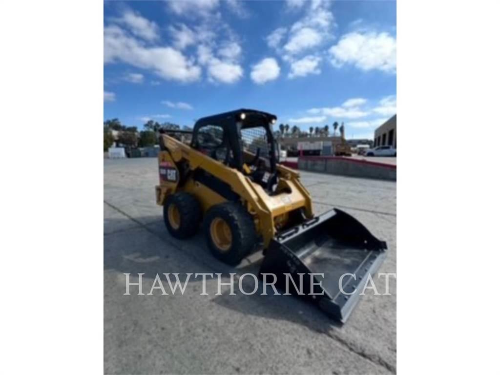 CAT 262D Kompaktlader