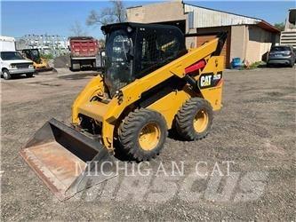 CAT 262D A2HQ Kompaktlader
