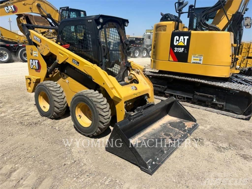 CAT 262D3 Kompaktlader