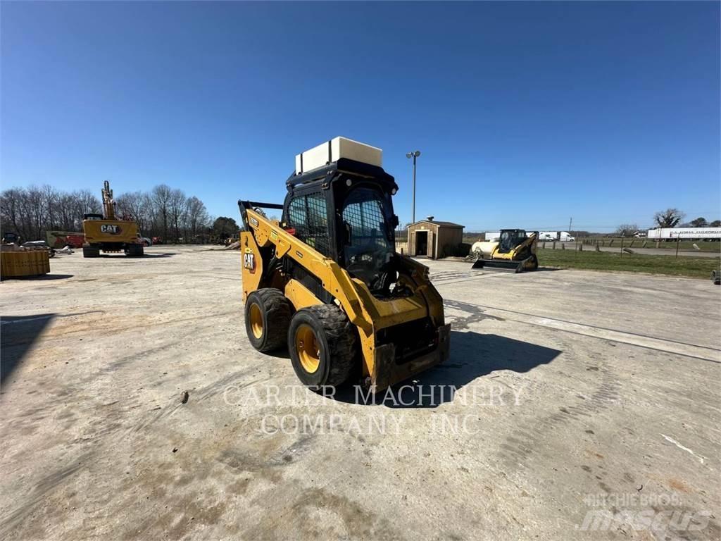 CAT 262D3 Kompaktlader