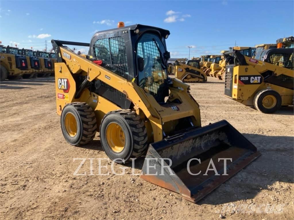 CAT 262D3 Kompaktlader