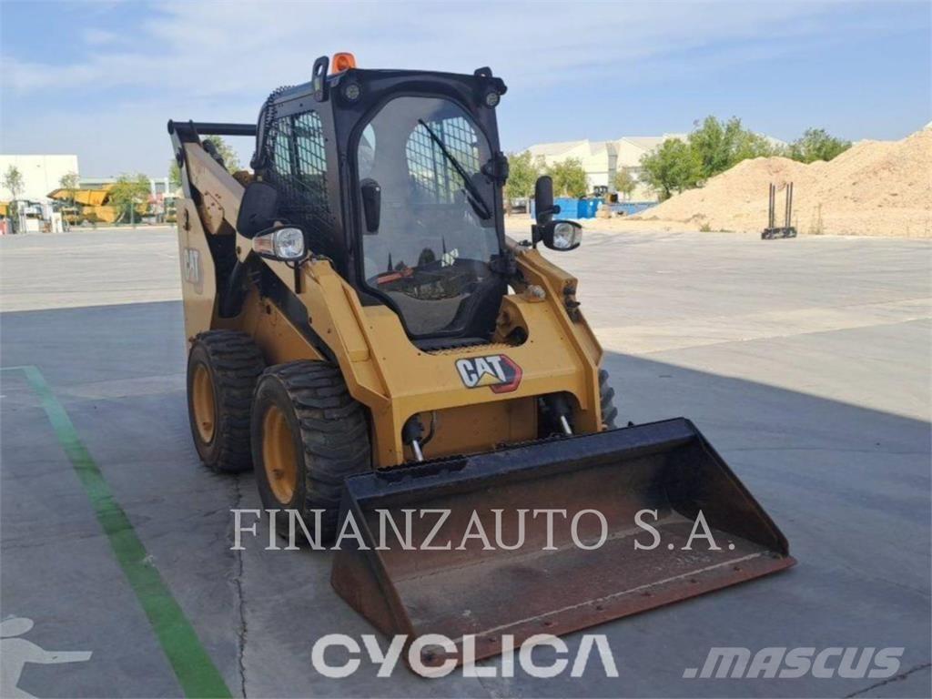 CAT 262D3 Kompaktlader
