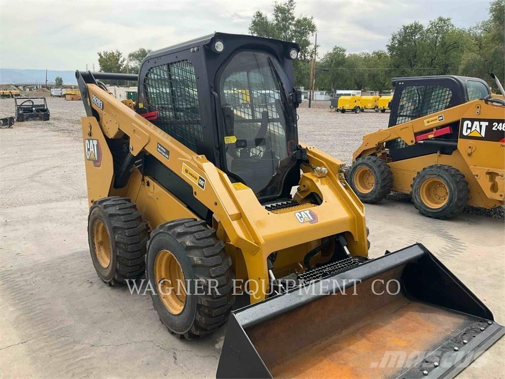 CAT 262D3 Kompaktlader