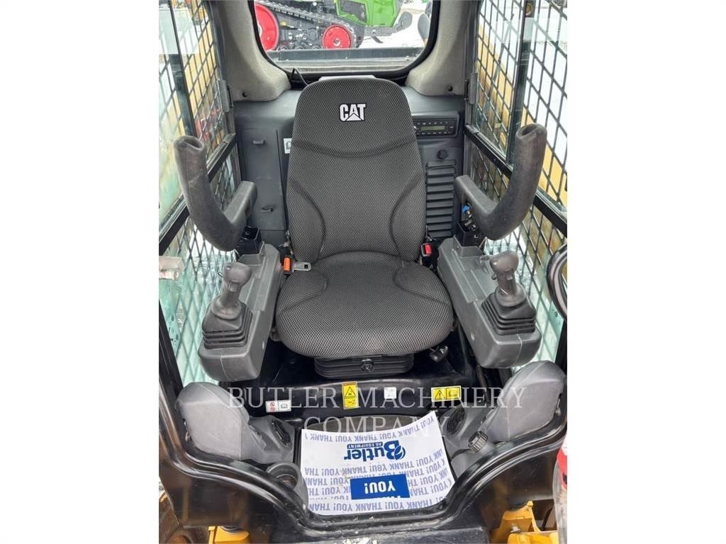 CAT 262D3 C3H3 Kompaktlader