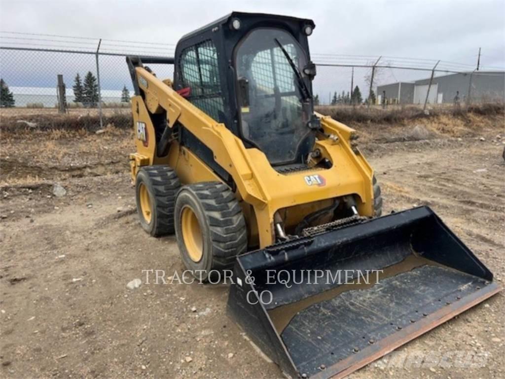CAT 262D3 H2CB Kompaktlader