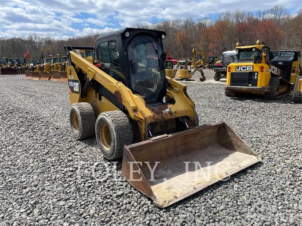 CAT 272D Kompaktlader