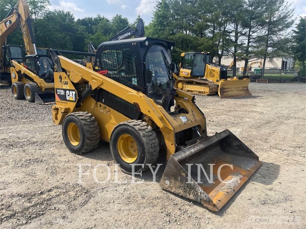 CAT 272D2 Kompaktlader