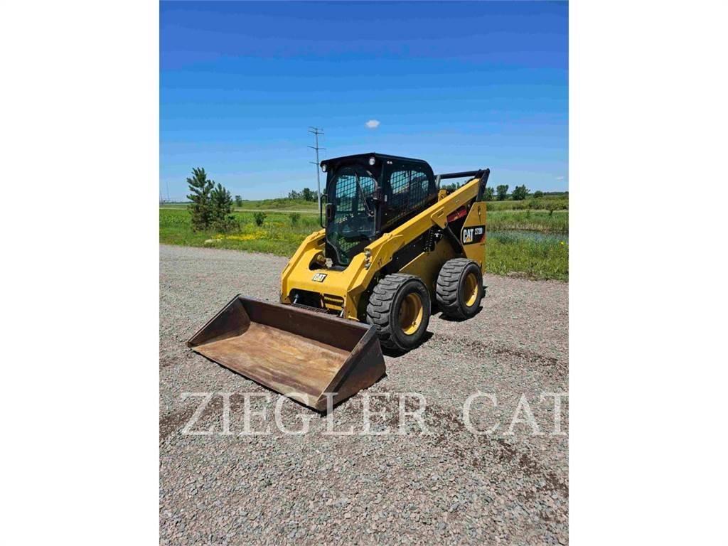 CAT 272D2 Kompaktlader