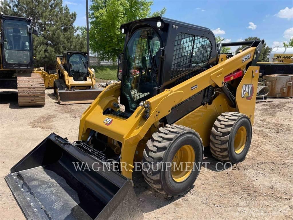 CAT 272D3 Kompaktlader