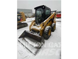 CAT 272D3 Kompaktlader