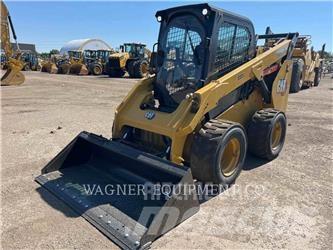 CAT 272D3 Kompaktlader