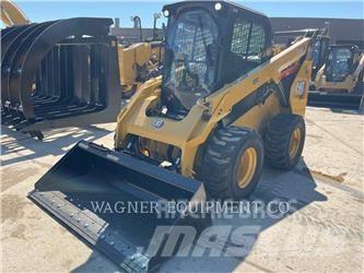 CAT 272D3 Kompaktlader