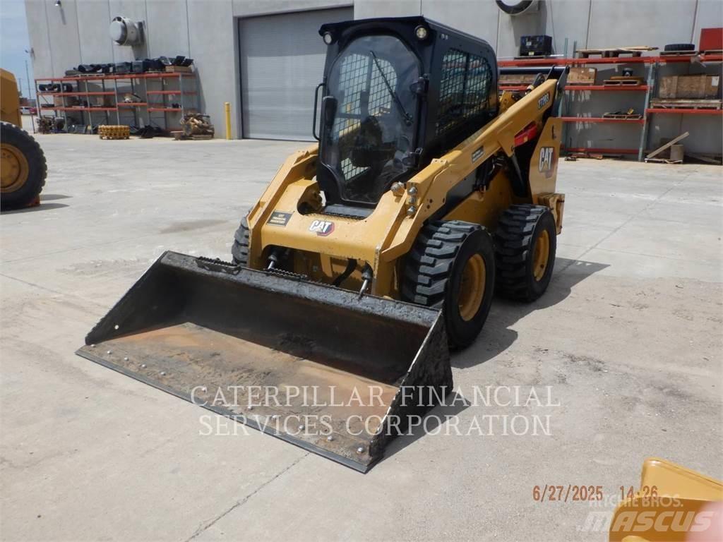 CAT 272D3 Kompaktlader