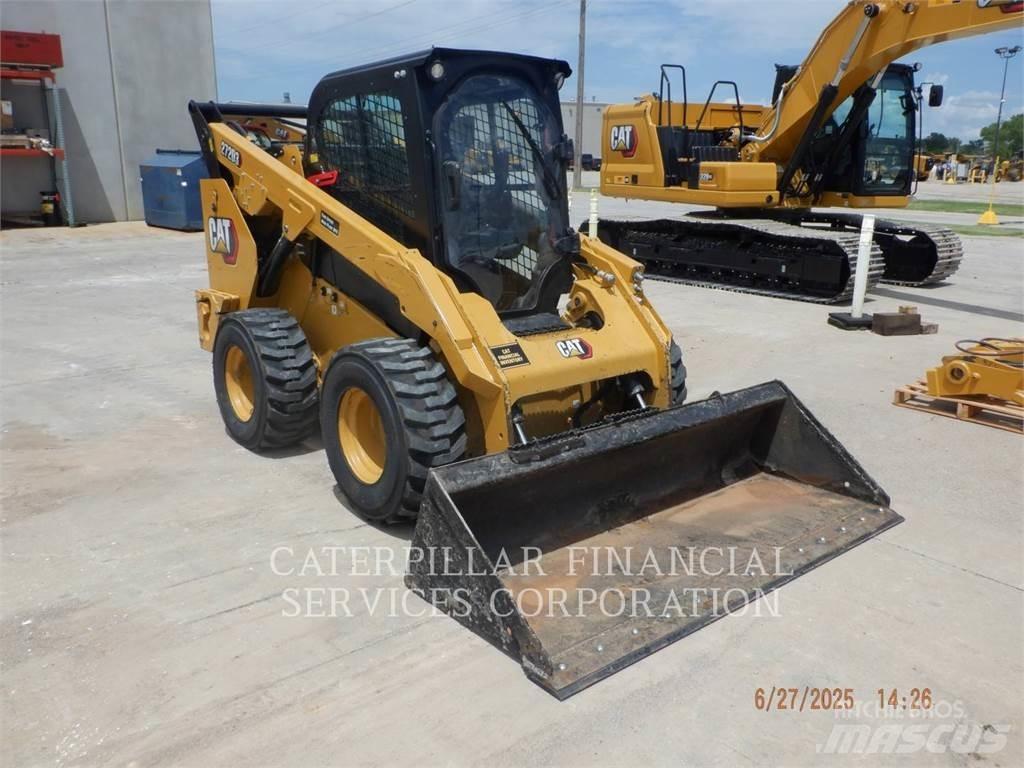 CAT 272D3 Kompaktlader
