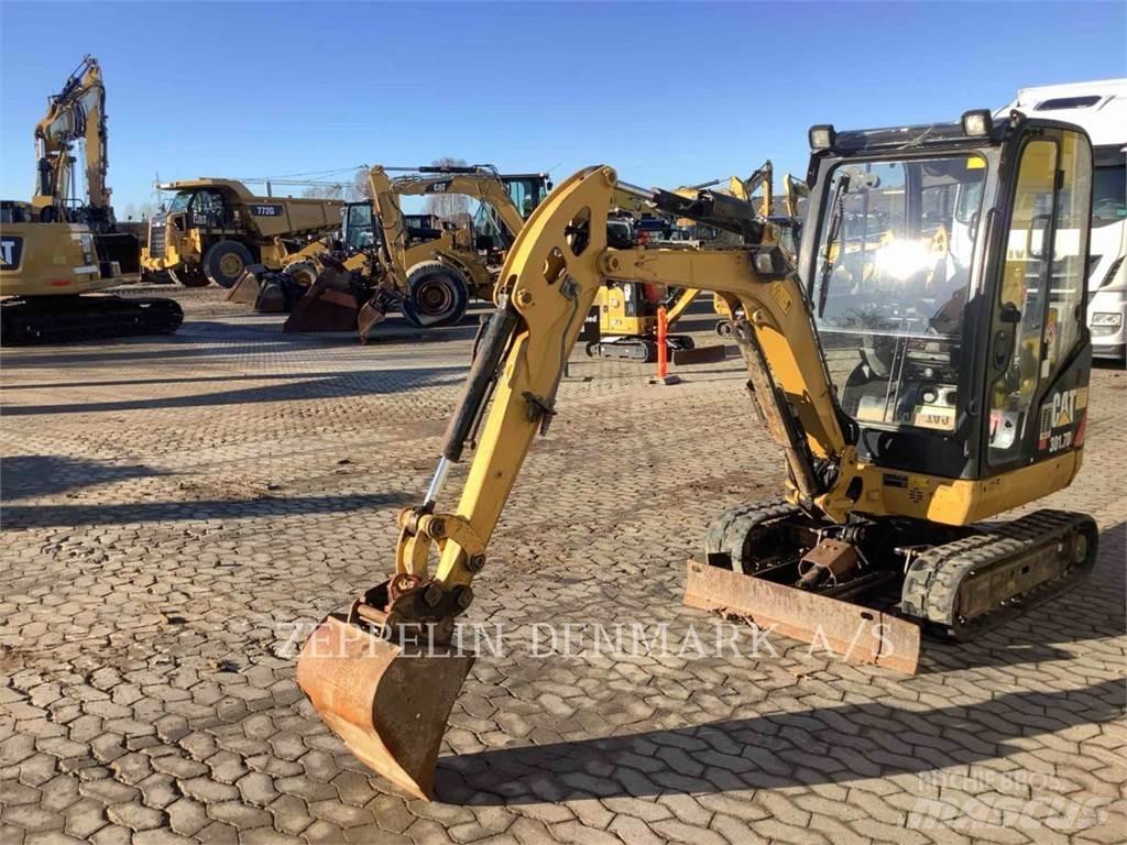 CAT 301.7D Raupenbagger