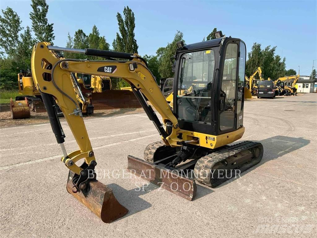 CAT 302.7DCR Raupenbagger