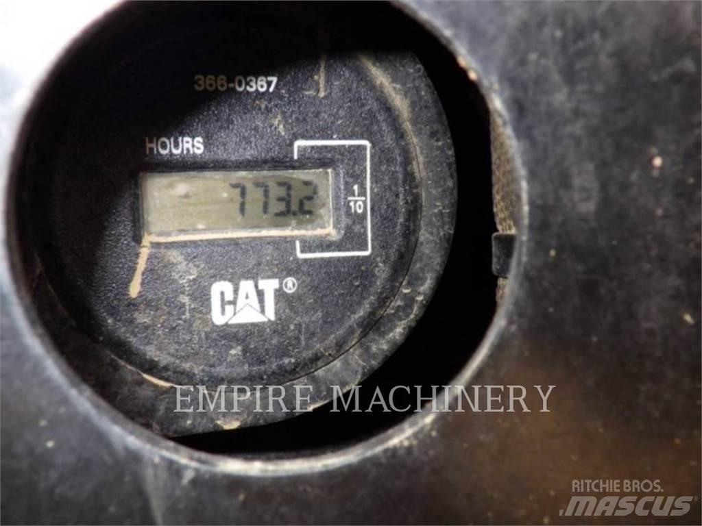 CAT 304E2 Raupenbagger