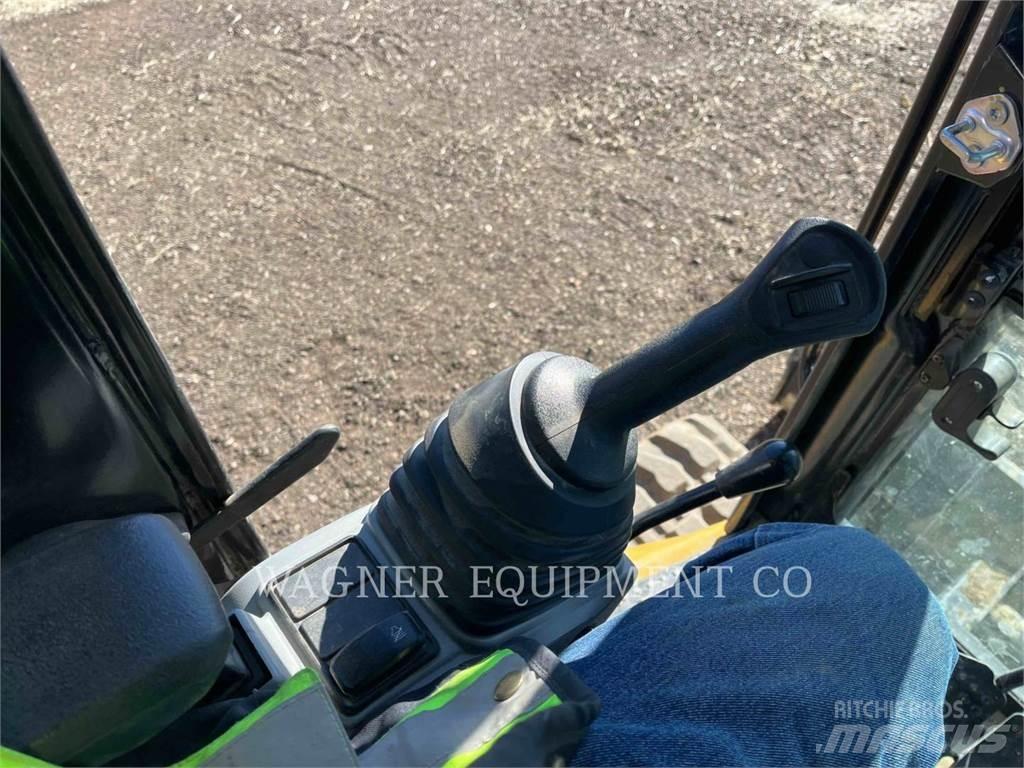 CAT 304E2 Raupenbagger
