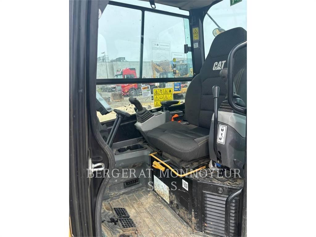 CAT 305 Raupenbagger