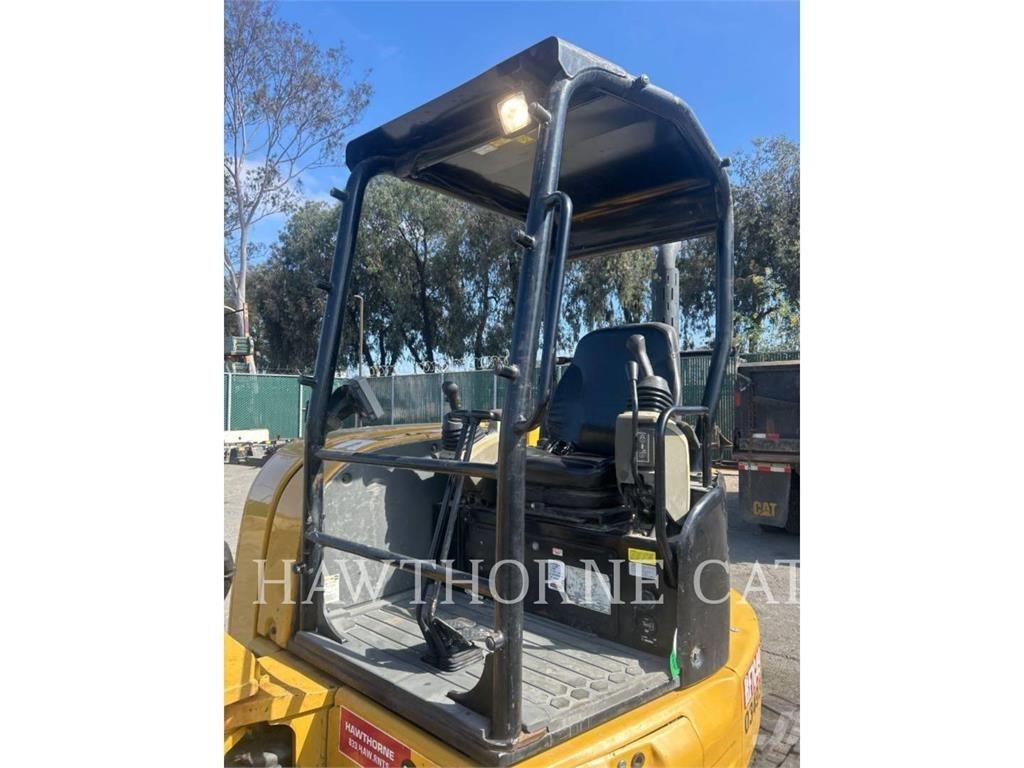 CAT 305.5E2 TH Raupenbagger