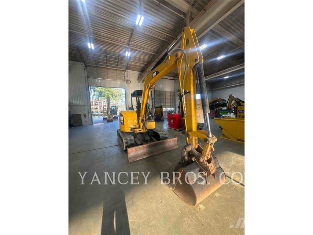 CAT 305.5E2CR Raupenbagger