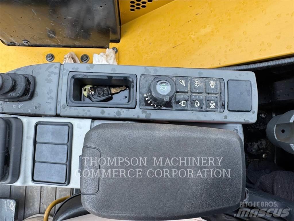 CAT 30607CR Raupenbagger