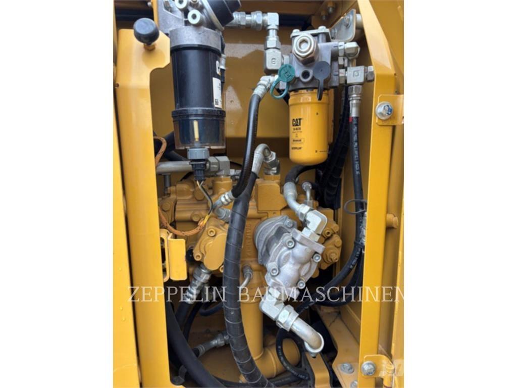 CAT 311FLRR Raupenbagger