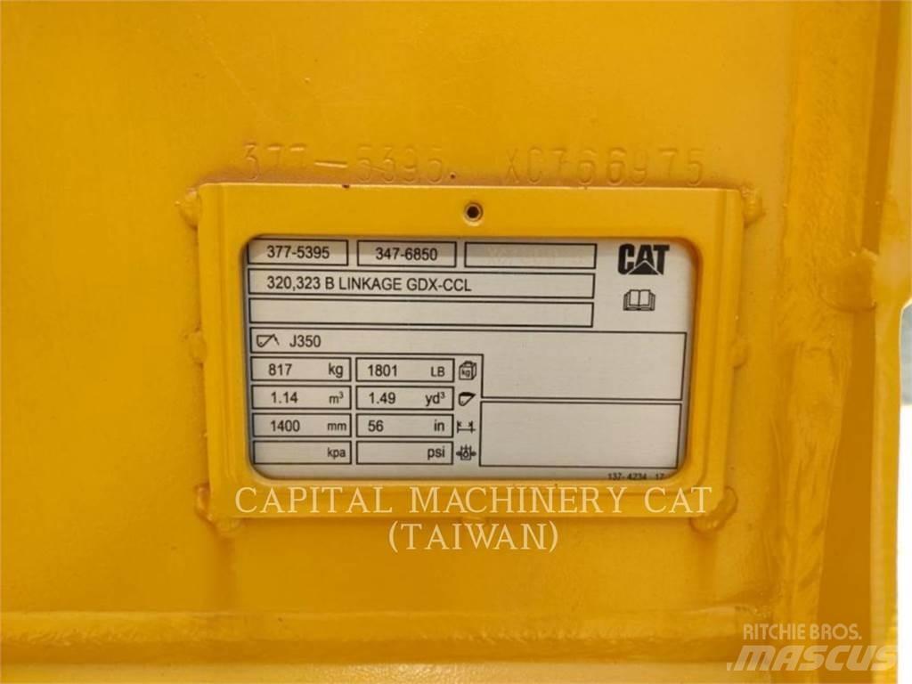 CAT 320 Schaufeln