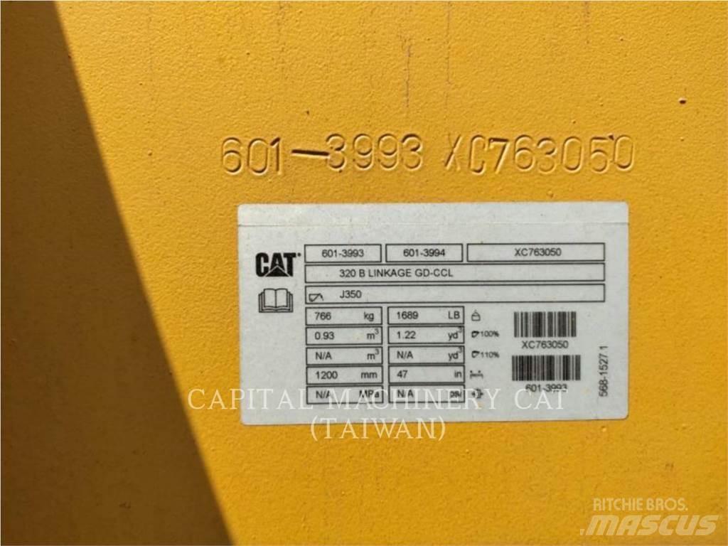 CAT 320 Schaufeln