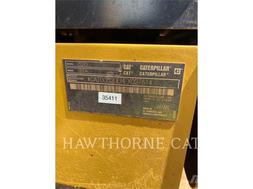 CAT 320-07 Raupenbagger