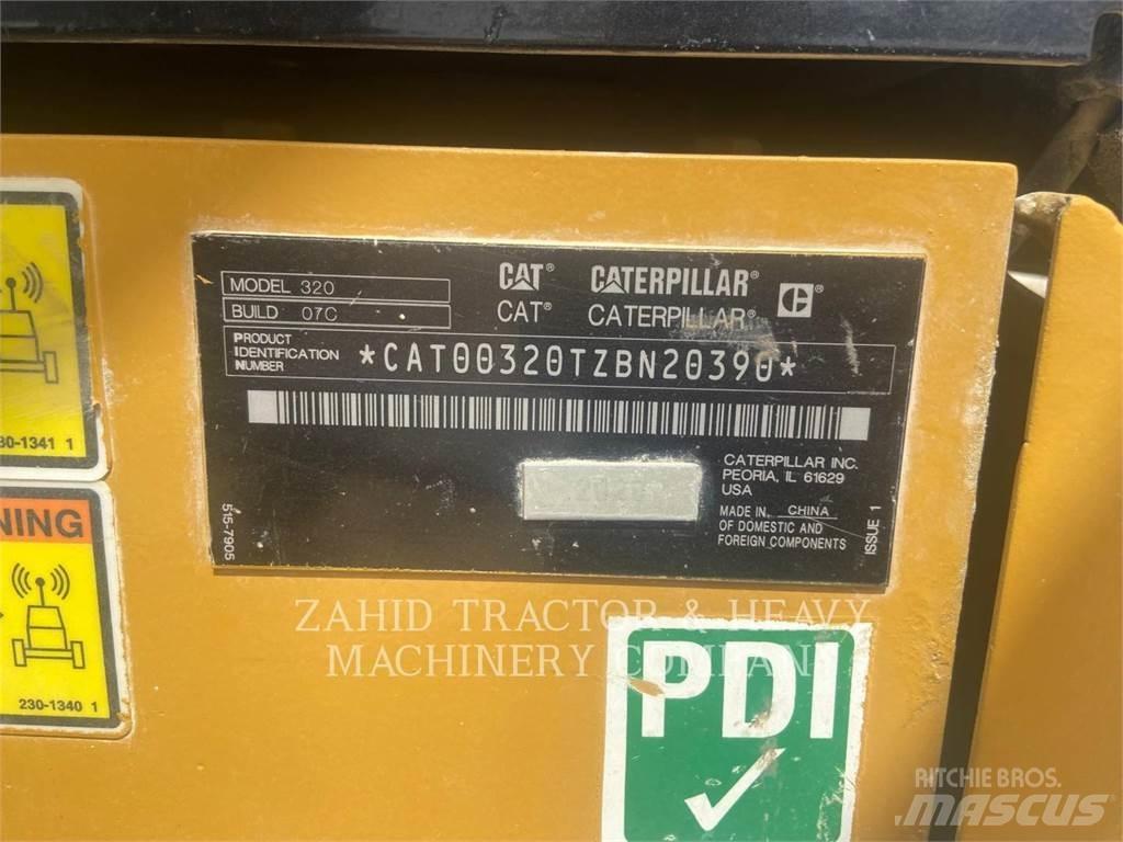 CAT 32007 Raupenbagger