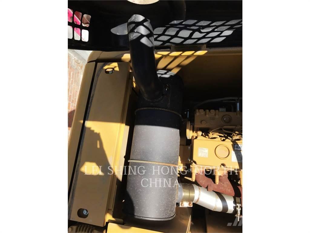 CAT 320D2 Raupenbagger