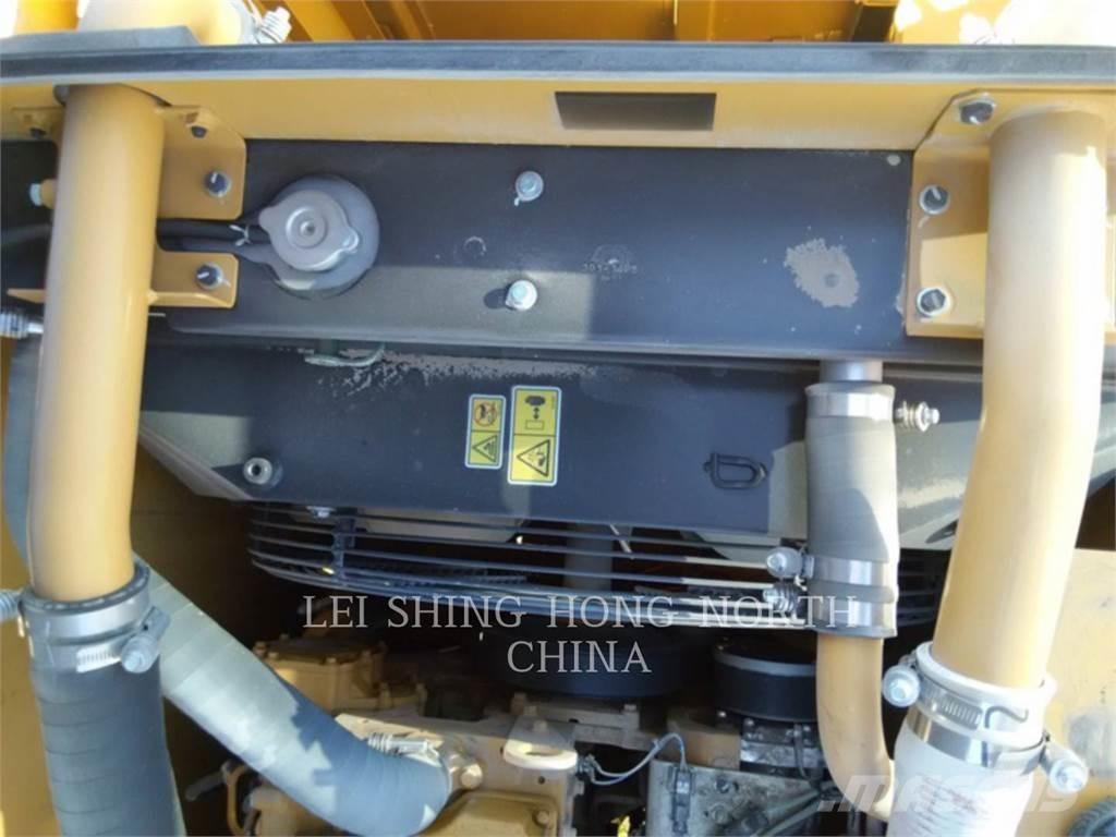 CAT 320D2 Raupenbagger