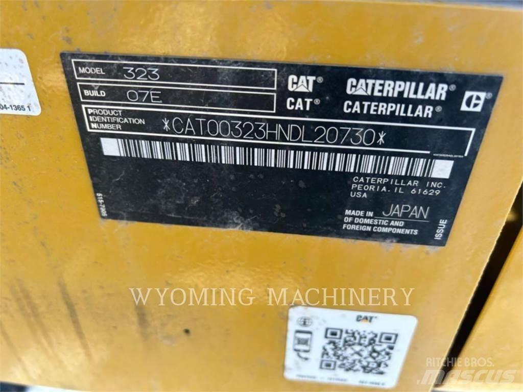 CAT 323 Raupenbagger