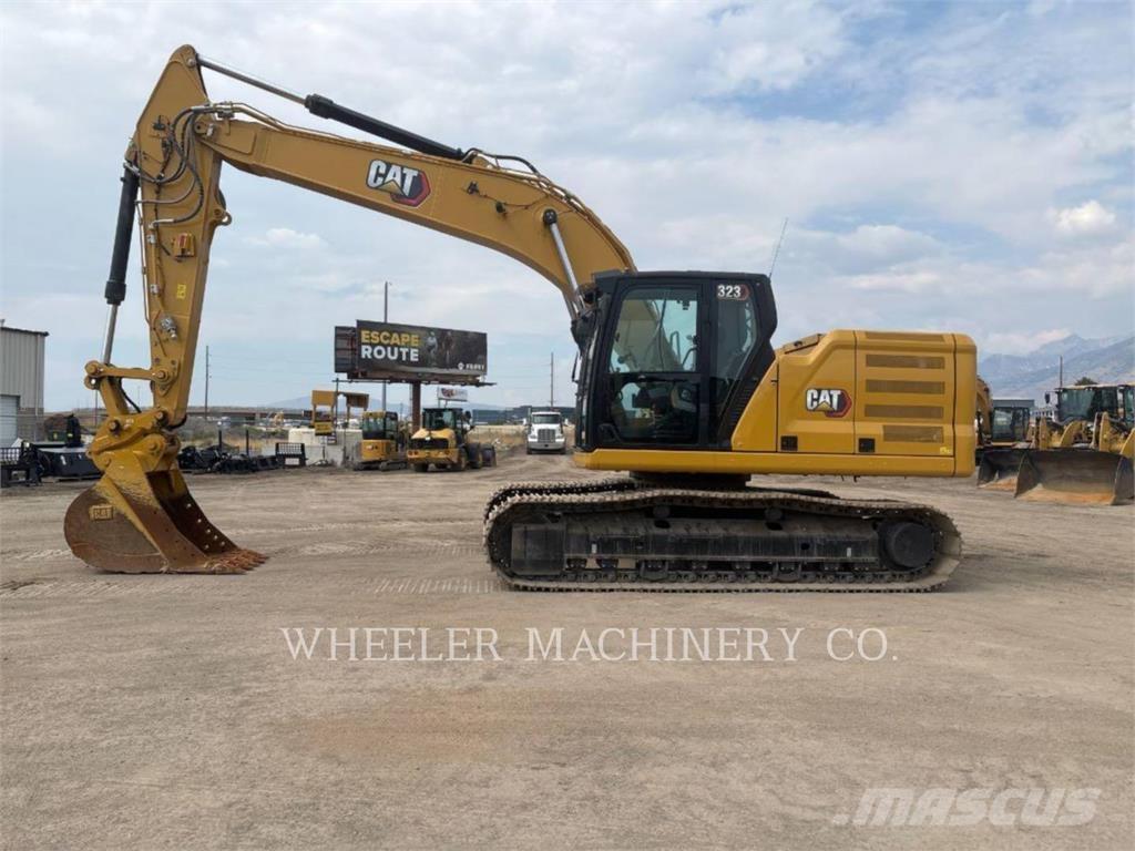 CAT 323 CF Raupenbagger