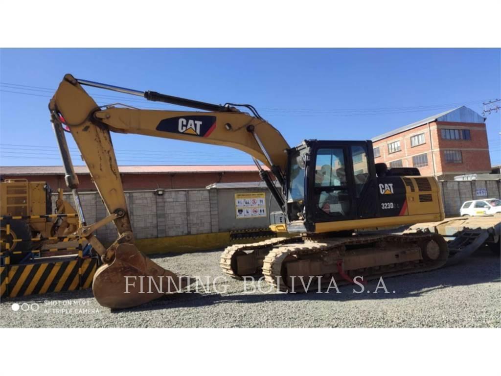 CAT 323D2L Raupenbagger