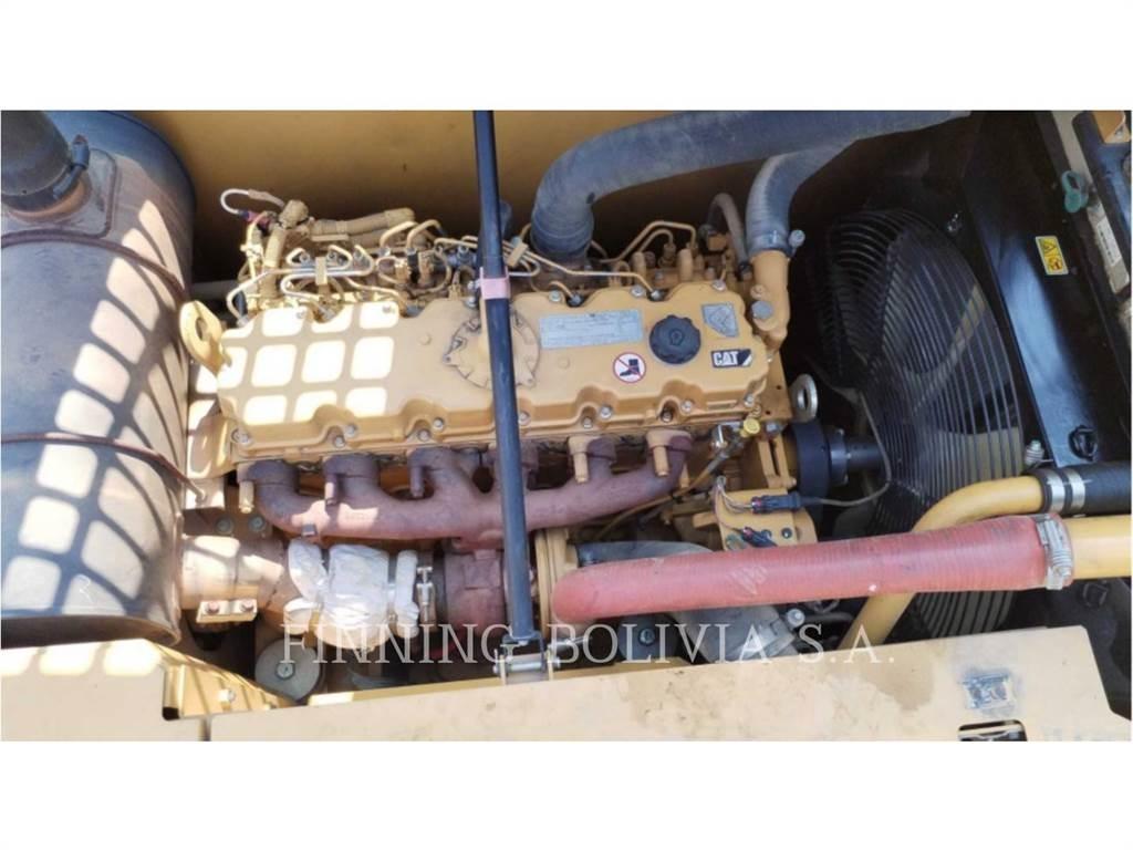 CAT 323D2L Raupenbagger