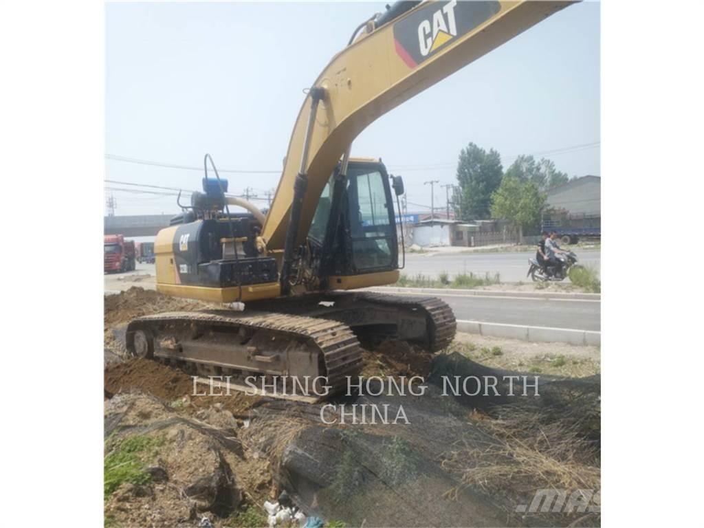 CAT 323D2L Raupenbagger