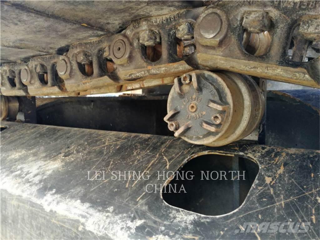 CAT 323D2L Raupenbagger