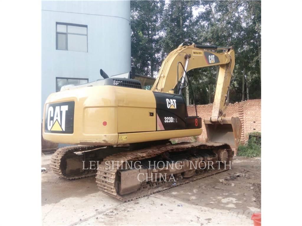 CAT 323D2L Raupenbagger