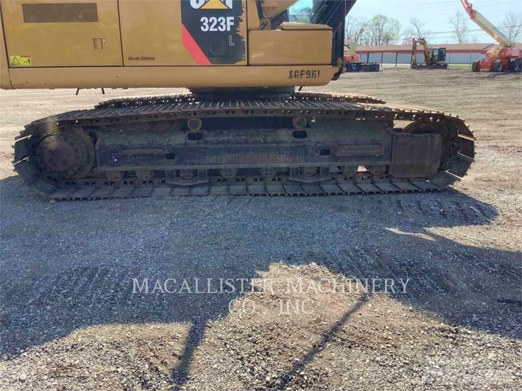 CAT 323FL Raupenbagger