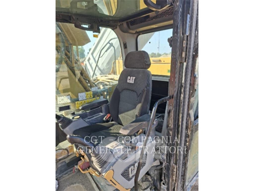 CAT 323LN Raupenbagger