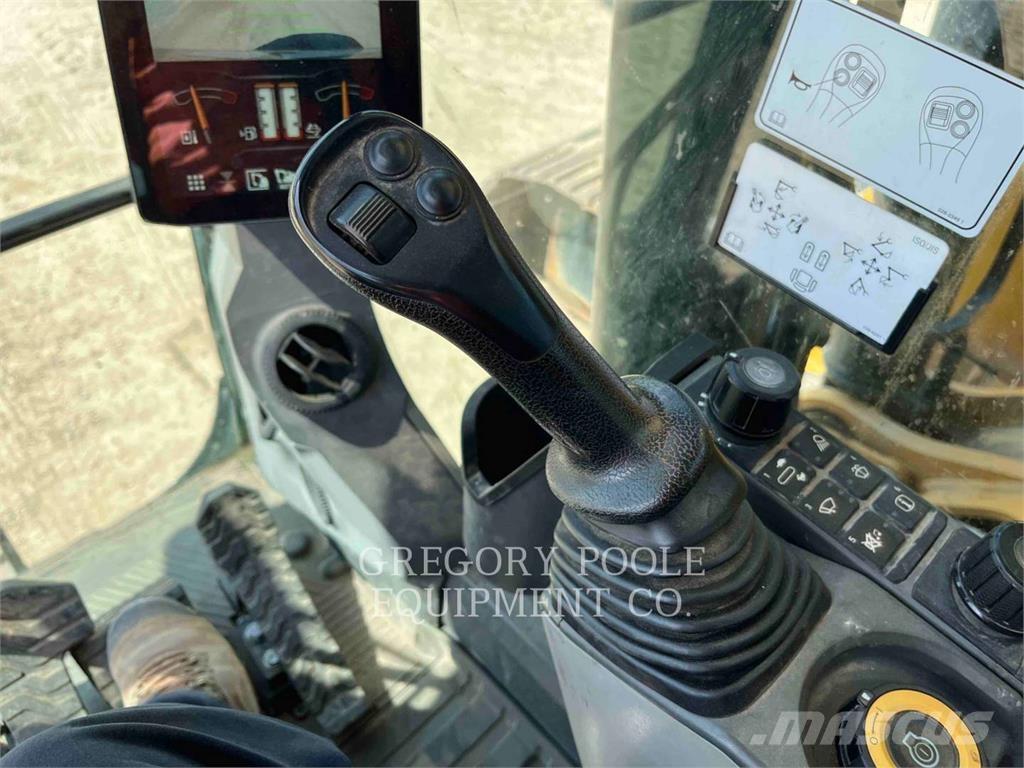 CAT 32607 Raupenbagger