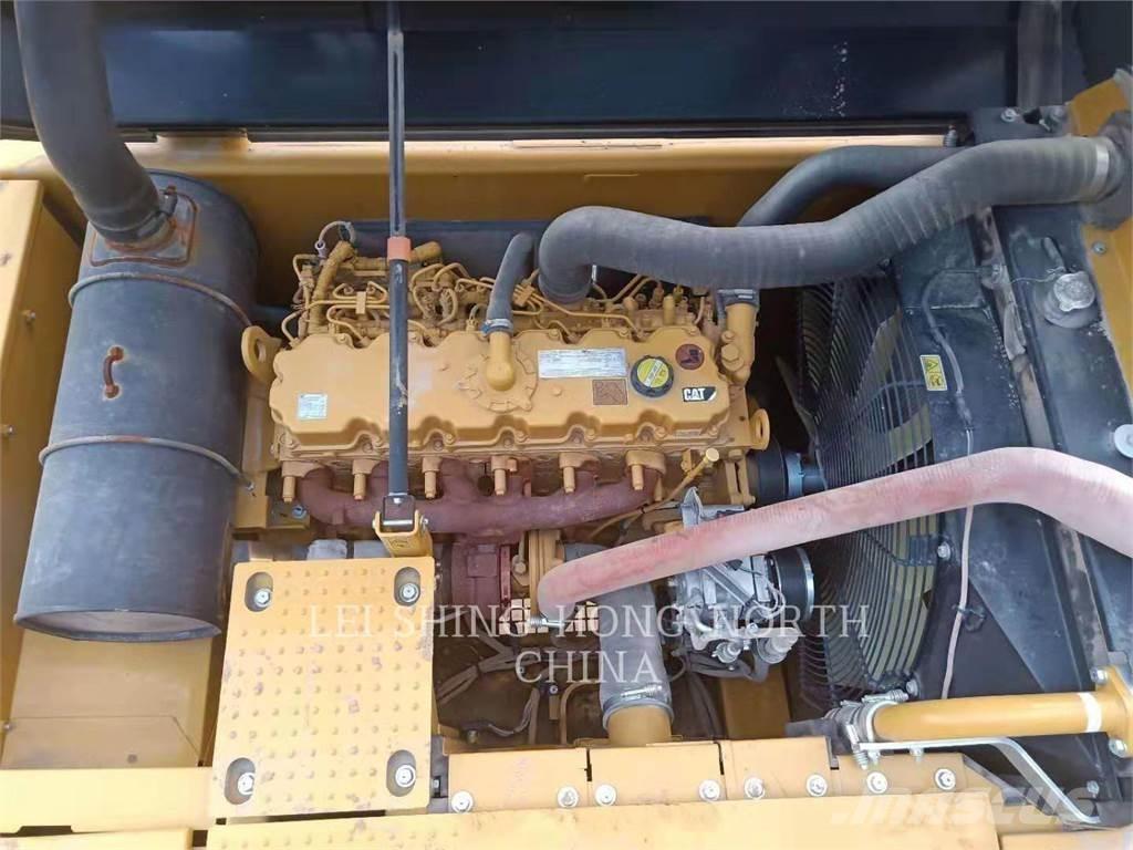 CAT 326D2L Raupenbagger