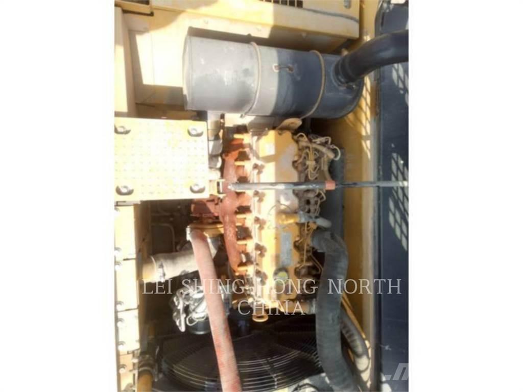 CAT 326D2L Raupenbagger