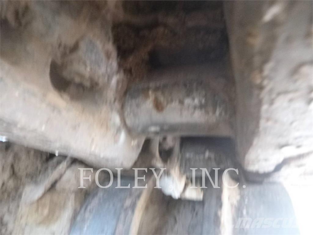 CAT 328DLCR Raupenbagger