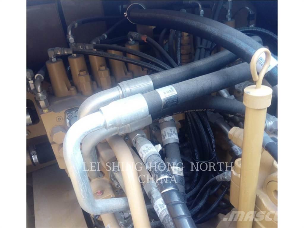 CAT 330D2L Raupenbagger