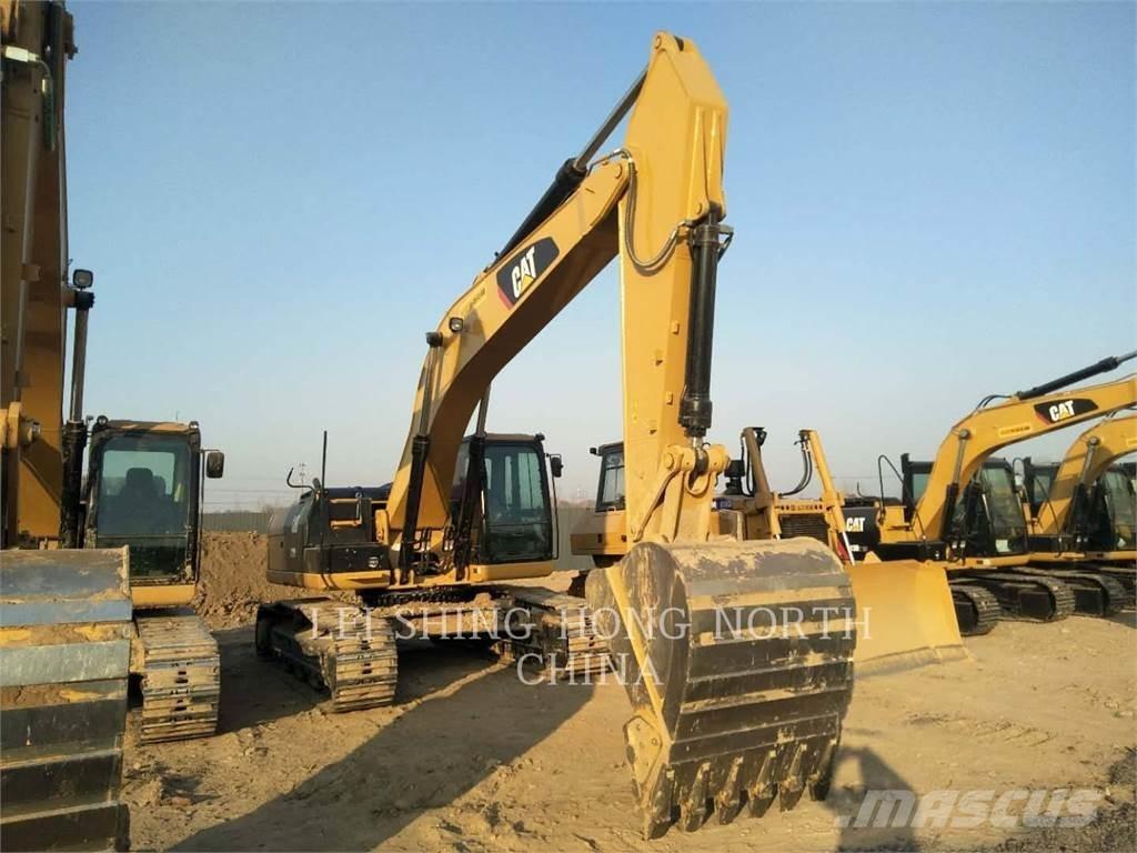 CAT 330D2L Raupenbagger