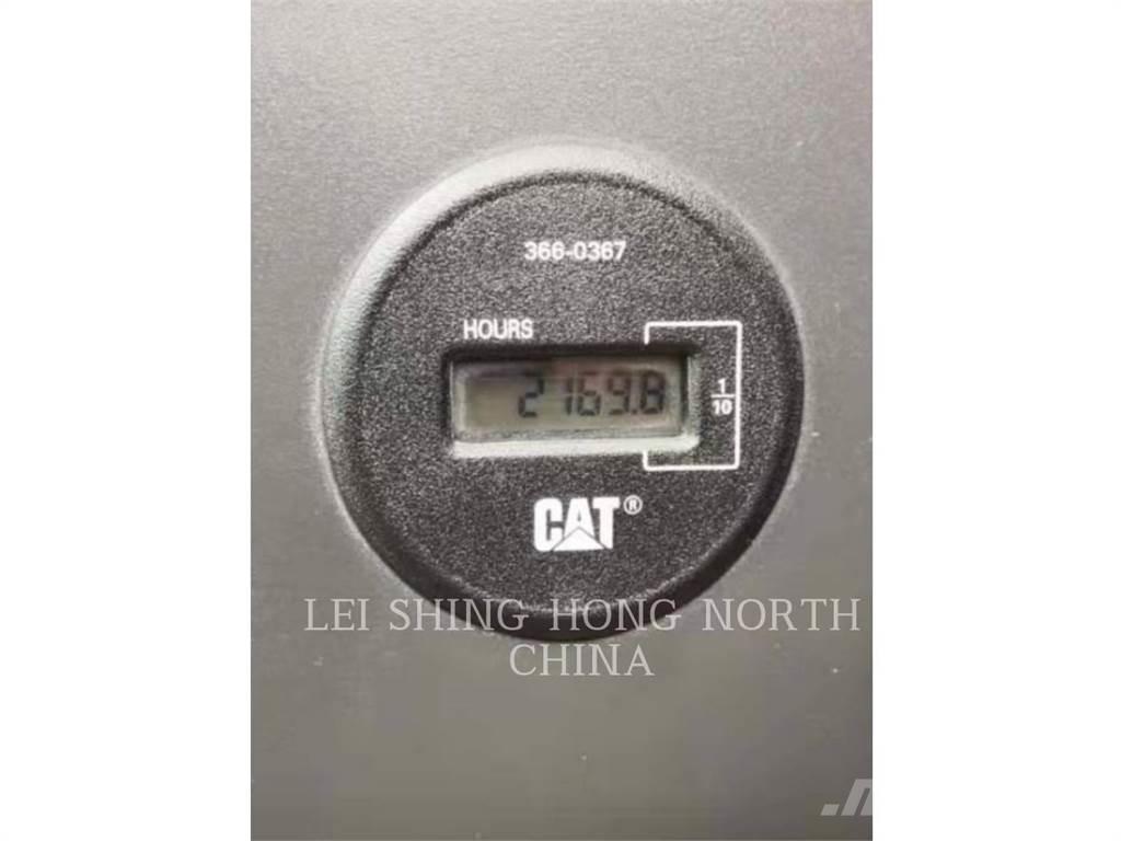 CAT 340D2L Raupenbagger